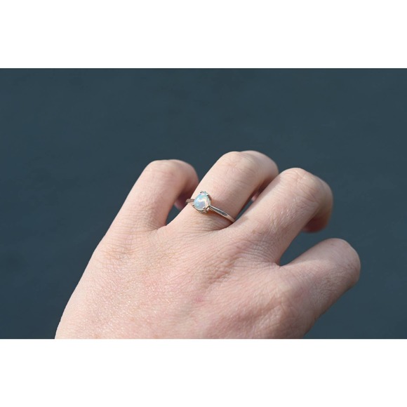 Tear drop opal ring, simple opal engagement ring sterling silver size 5 … - Picture 3 of 4